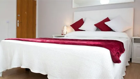Rooms in Alcalá de Henares - photo 2