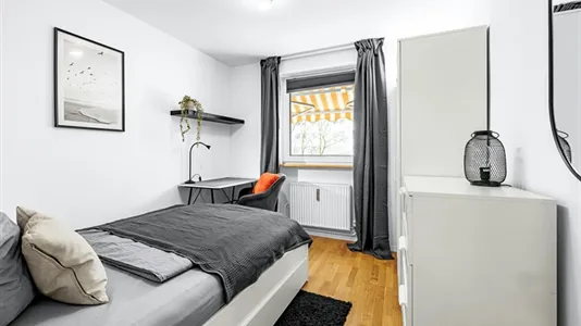 Rooms in Munich Thalkirchen-Obersendling-Forstenried-Fürstenried-Solln - photo 4