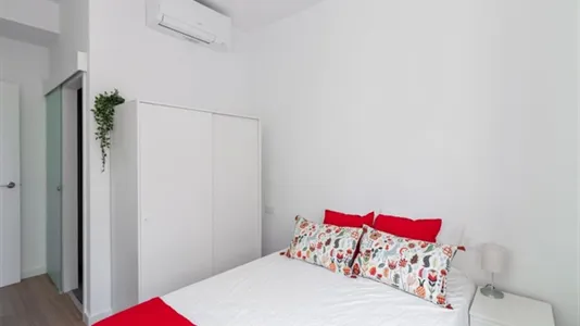 Rooms in Barcelona Gràcia - photo 9