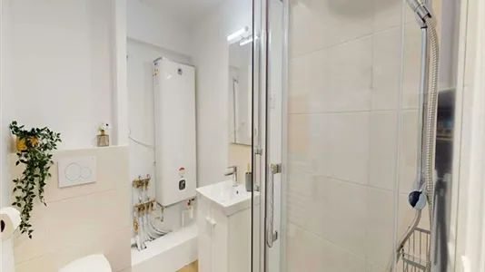 Rooms in Paris 10ème arrondissement - photo 7