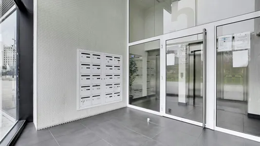 Rooms in Paris 19ème arrondissement - photo 9