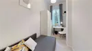 Room for rent, Gliwice, Śląskie, &lt;span class=&quot;blurred street&quot; onclick=&quot;ProcessAdRequest(14157074)&quot;&gt;&lt;span class=&quot;hint&quot;&gt;See streetname&lt;/span&gt;[xxxxxxxxxxxxx]&lt;/span&gt;
