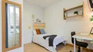 Room for rent, Madrid Centro, Madrid, Calle de San Lorenzo<span class="blurred street-number" onclick="ProcessAdRequest(12404324)"><span class="hint">See no.</span>[xxxxxx]</span>