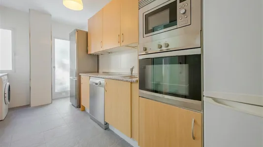 Rooms in Madrid Retiro - photo 9