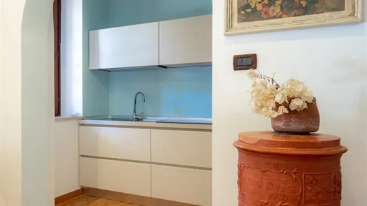 Houses in Siracusa - photo 8