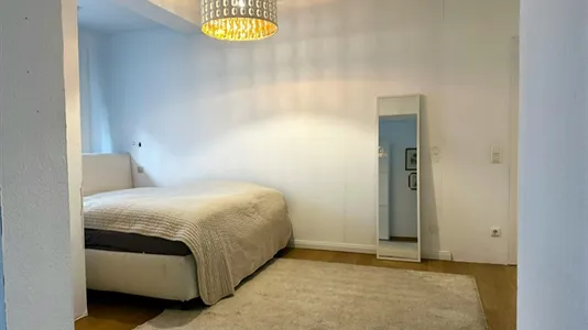 Houses in Hamburg Wandsbek - photo 4