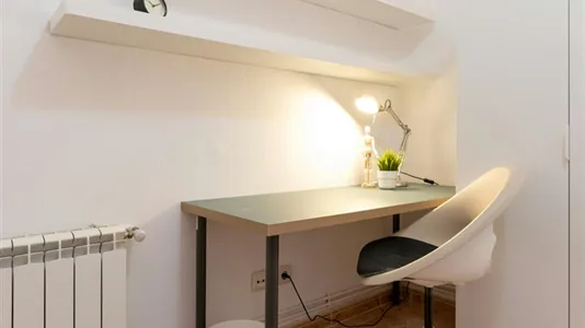 Rooms in Madrid Centro - photo 5