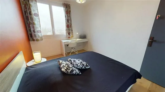 Rooms in Grenoble - photo 1