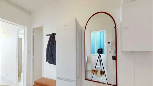 Rooms in Paris 8ème arrondissement - photo 6
