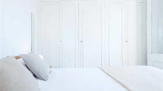 Apartments in Barcelona Eixample - photo 7