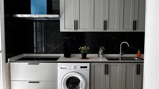 Rooms in Madrid Salamanca - photo 4