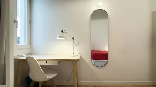 Rooms in Barcelona Ciutat Vella - photo 3