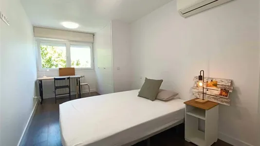 Rooms in Madrid Puente de Vallecas - photo 2