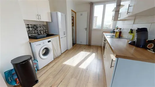 Rooms in Lyon - photo 9