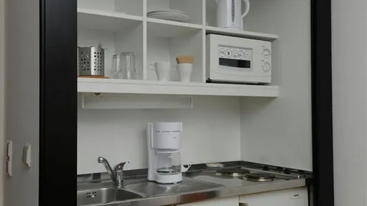 Apartments in Berlin Charlottenburg-Wilmersdorf - photo 4