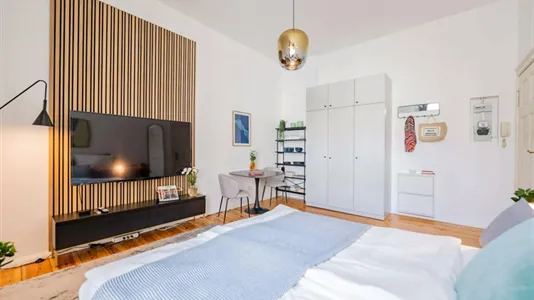 Apartments in Berlin Tempelhof-Schöneberg - photo 4