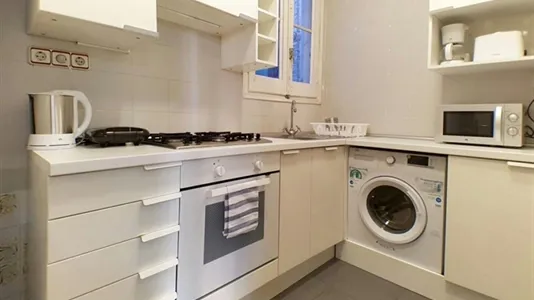 Rooms in Barcelona Eixample - photo 7