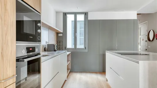 Apartments in Barcelona Eixample - photo 9