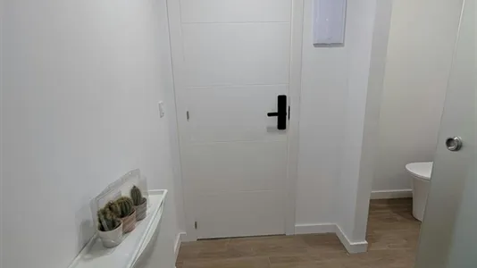 Apartments in Burjassot - photo 10