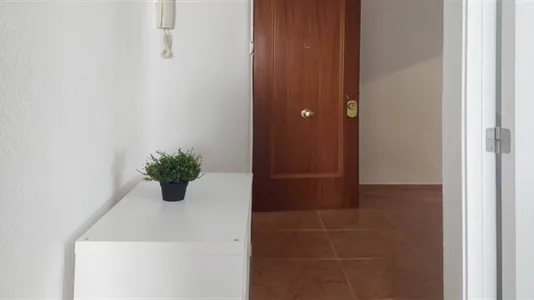 Rooms in Valencia Ciutat Vella - photo 5