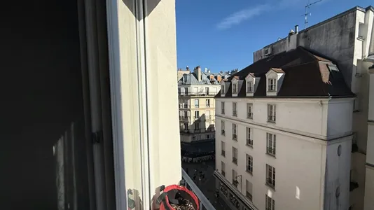 Apartments in Paris 1er arrondissement - photo 2