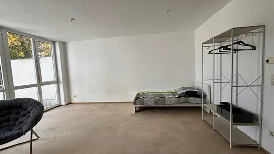 Rooms in Berlin Steglitz-Zehlendorf - photo 2