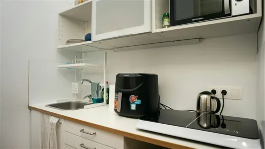 Rooms in Barcelona Eixample - photo 6