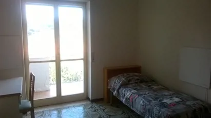 Room for rent in Pianura, Campania