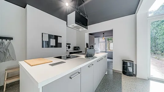 Rooms in Charleroi - photo 7