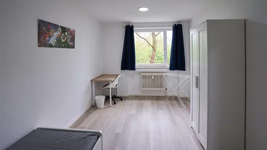 Rooms in Dusseldorf - photo 1