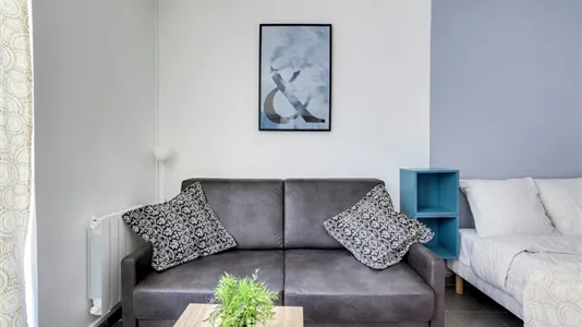 Apartments in Paris 14ème arrondissement - Montparnasse - photo 6