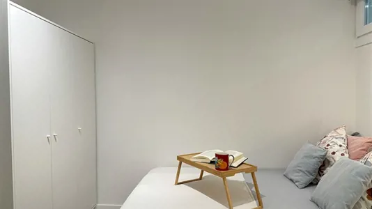 Rooms in Madrid Retiro - photo 3