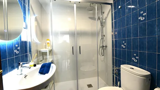 Rooms in Bilbao - photo 10