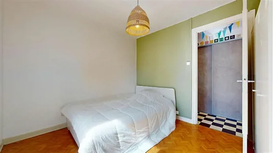 Rooms in Grenoble - photo 3