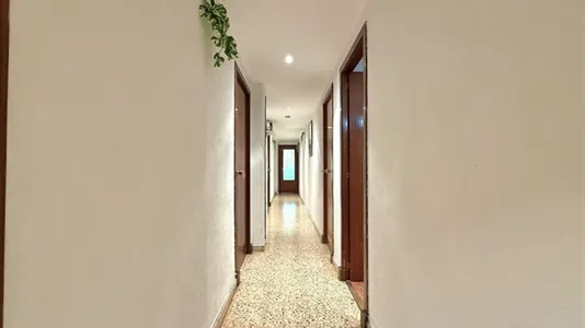 Rooms in Zaragoza - photo 8