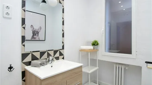 Rooms in Madrid Salamanca - photo 10