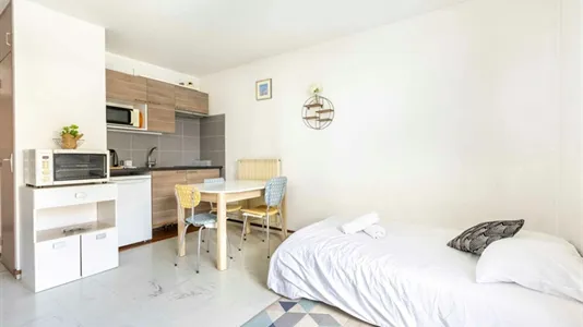 Apartments in Toulouse - photo 2