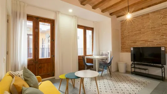 Apartments in Barcelona Ciutat Vella - photo 2