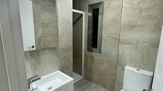 Rooms in Getafe - photo 10