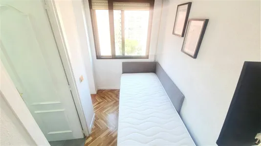 Rooms in Madrid San Blas - photo 4