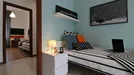 Room for rent, Brescia, Lombardia, &lt;span class=&quot;blurred street&quot; onclick=&quot;ProcessAdRequest(13468658)&quot;&gt;&lt;span class=&quot;hint&quot;&gt;See streetname&lt;/span&gt;[xxxxxxxxxxxxx]&lt;/span&gt;