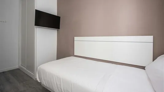 Rooms in Madrid Centro - photo 6