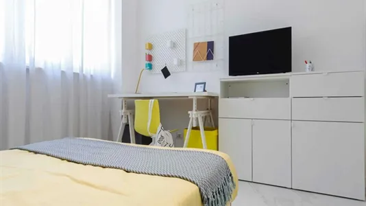 Rooms in Milano Zona 5 - Vigentino, Chiaravalle, Gratosoglio - photo 3