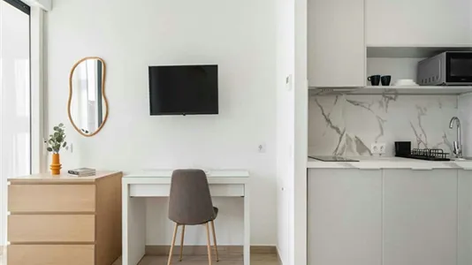 Rooms in Madrid Fuencarral-El Pardo - photo 9