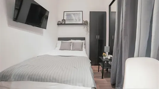 Rooms in Barcelona Les Corts - photo 3