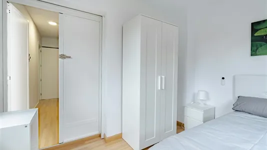 Rooms in Guadalajara - photo 10