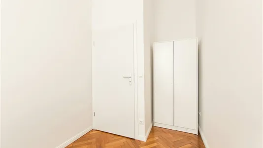 Rooms in Berlin Charlottenburg-Wilmersdorf - photo 3