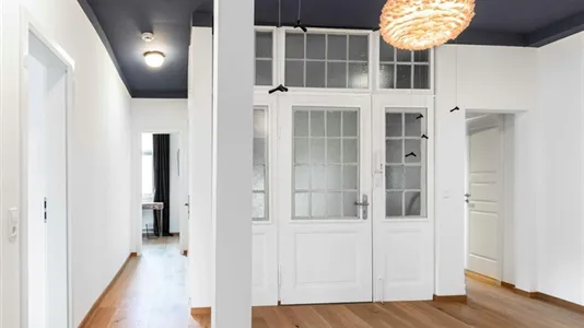 Rooms in Stuttgart-West - photo 8