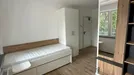 Apartment for rent, Essen, Nordrhein-Westfalen, &lt;span class=&quot;blurred street&quot; onclick=&quot;ProcessAdRequest(14067696)&quot;&gt;&lt;span class=&quot;hint&quot;&gt;See streetname&lt;/span&gt;[xxxxxxxxxxxxx]&lt;/span&gt;