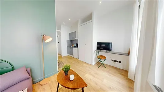 Apartments in Lyon - photo 2